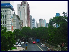 Yanjiangxi Lu (Yanjiangxi Road).